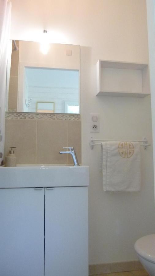 Les Suites D'Alienor, Suite Cosy Pessac Exterior foto