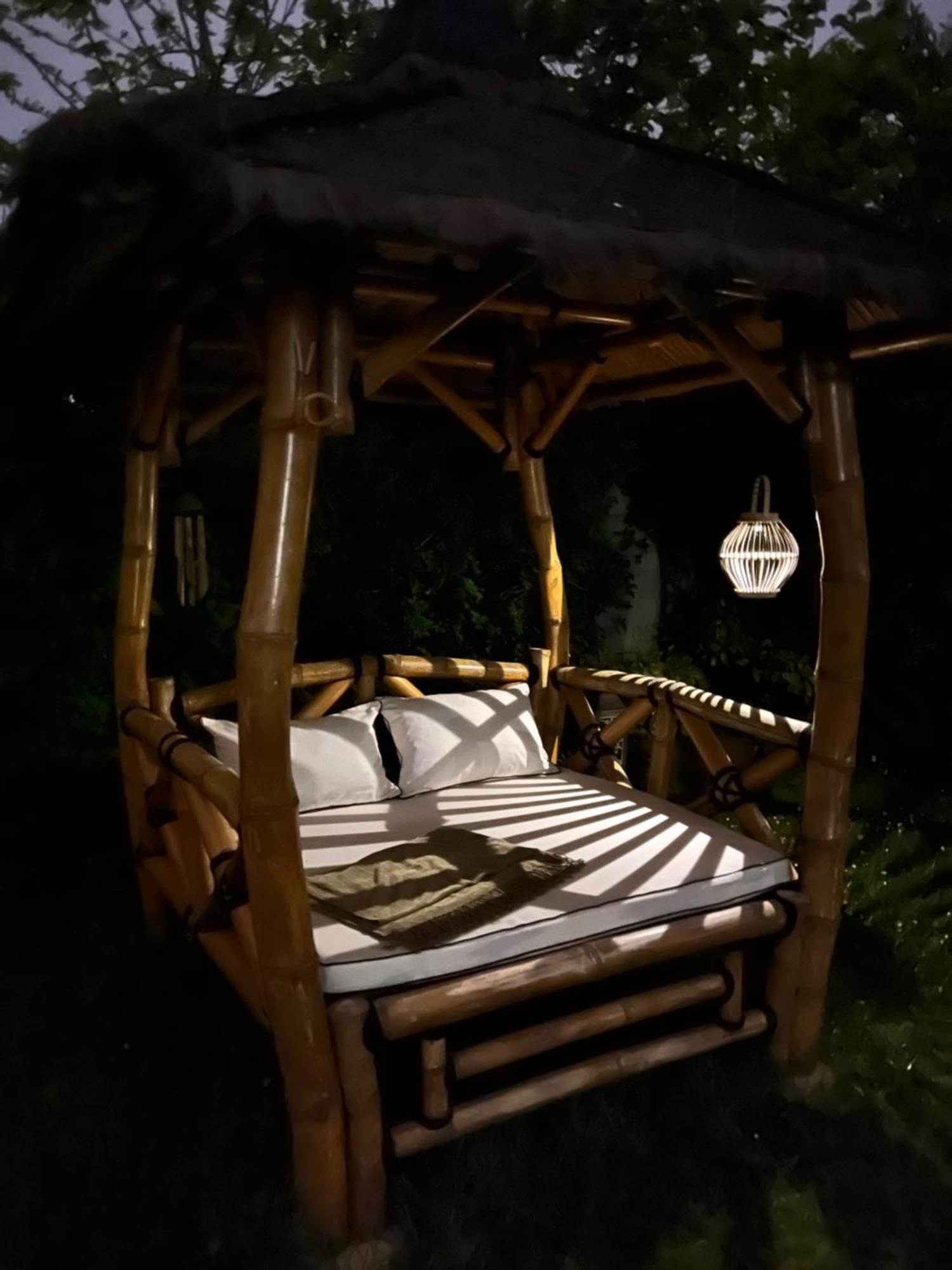 Les Suites D'Alienor, Suite Cosy Pessac Exterior foto