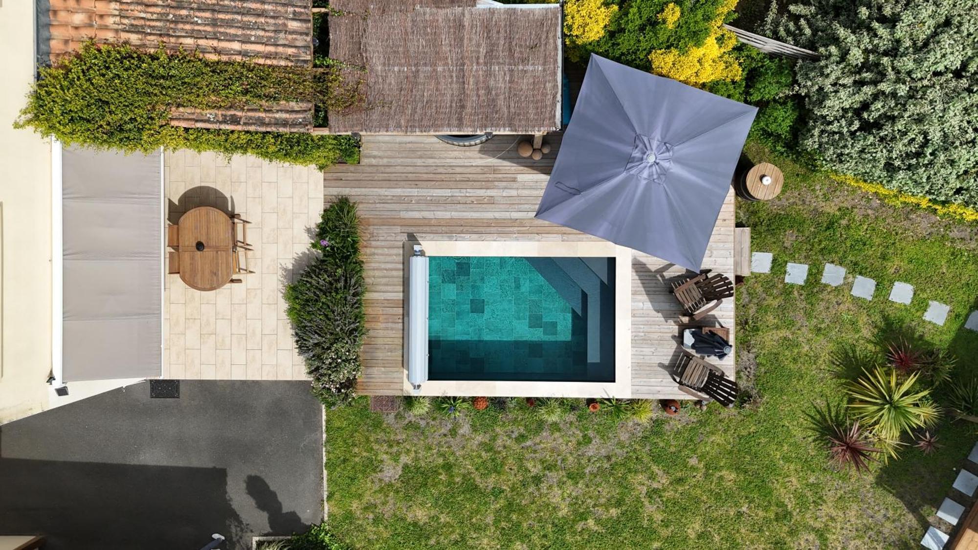 Les Suites D'Alienor, Suite Cosy Pessac Exterior foto