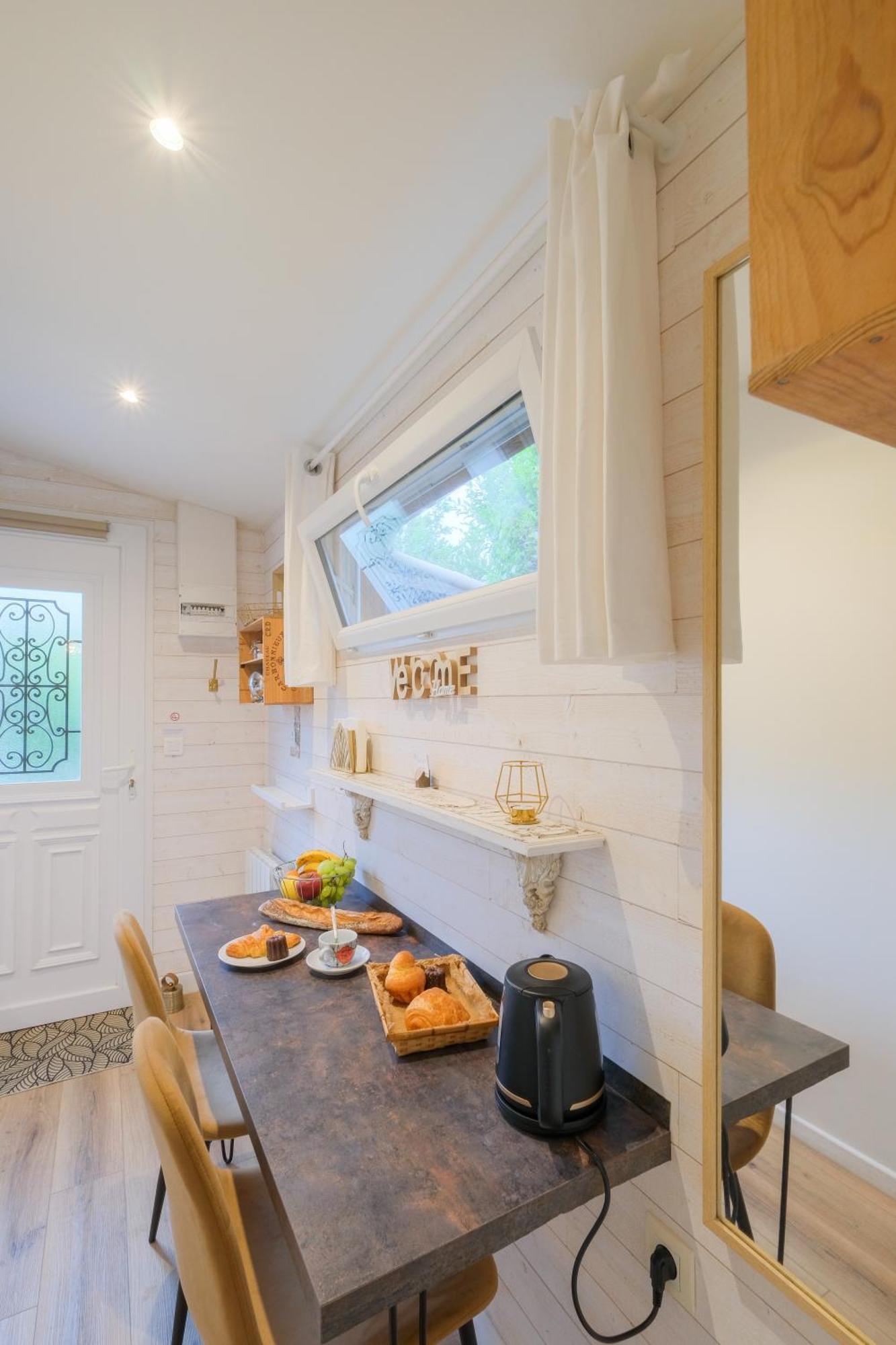 Les Suites D'Alienor, Suite Cosy Pessac Exterior foto